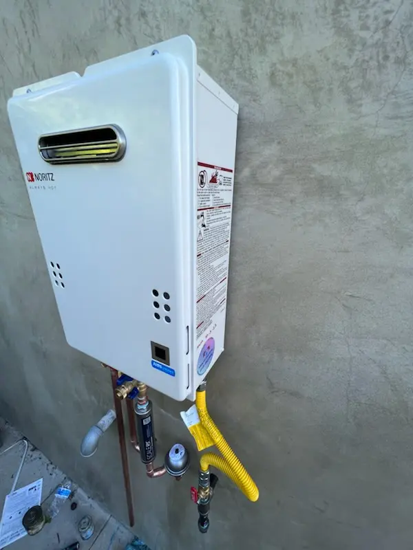 Tankless water heater installation for Lakewood Park homes